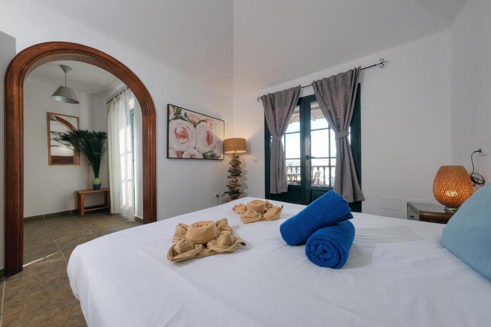 Casa Hibiscus - Shared Pool - Close To Seafront Promenade Punta Mujeres Exterior photo
